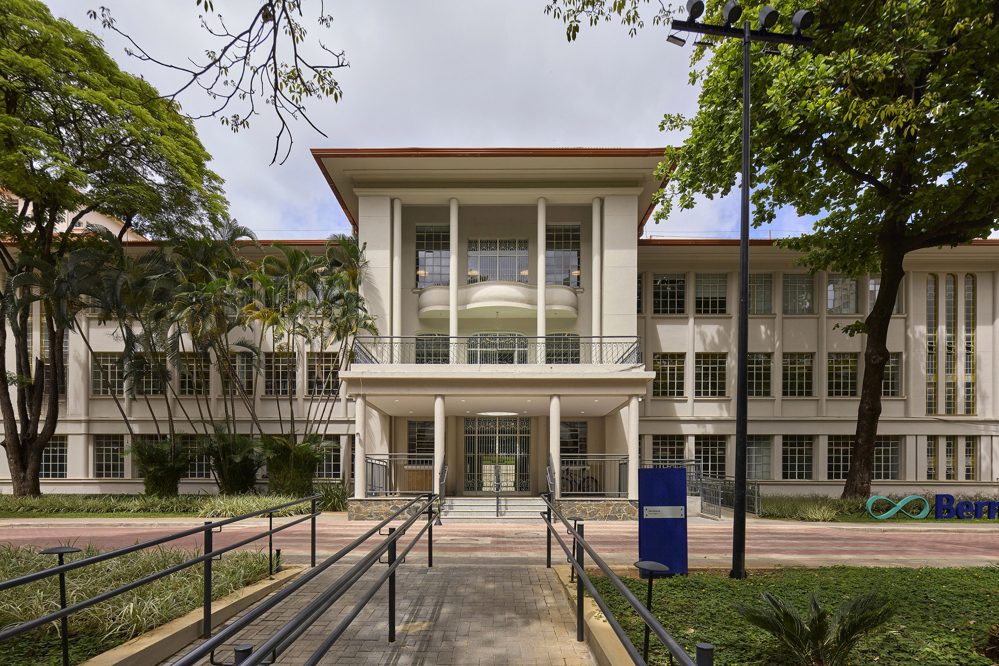 Fachada da unidade Cidade Jardim